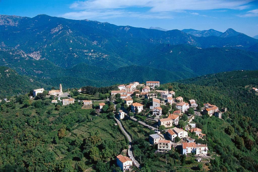 Casa Bonino Hotell Prunelli-di-Fiumorbo Exteriör bild